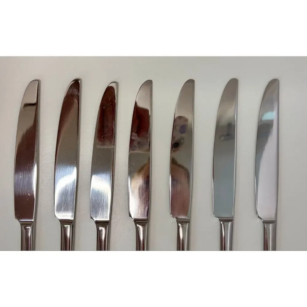 Oneida Serif Stainless Steel Dinner Knives – Set of 7